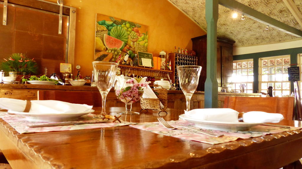 Hotel Fazenda Santa Marina Сантана дос Монтес Екстериор снимка